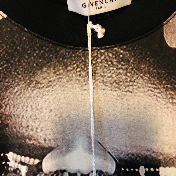 Givenchy Tribal T-Shirt Authentic - Picture 7 of 8